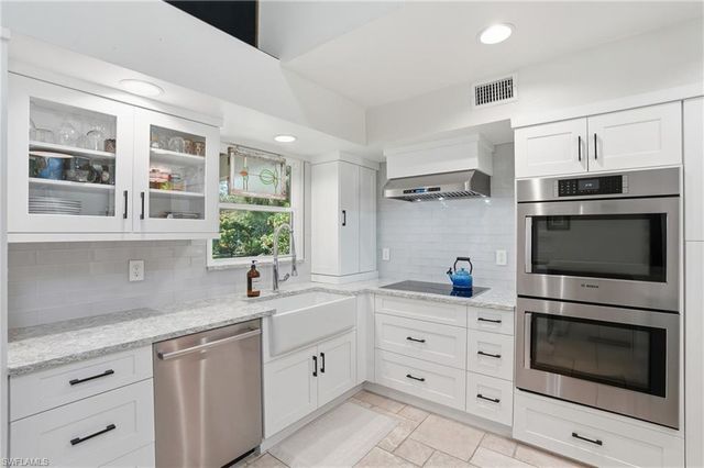 681 7th ST SW, Naples, FL 34117