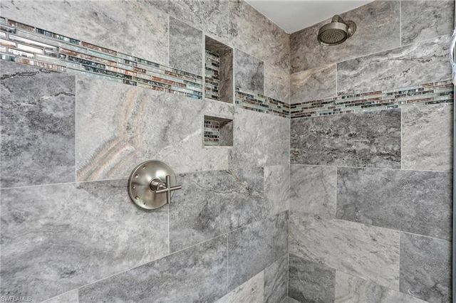 681 7th ST SW, Naples, FL 34117