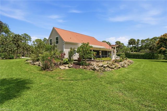 681 7th ST SW, Naples, FL 34117