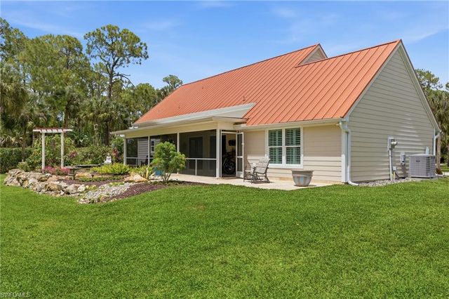 681 7th ST SW, Naples, FL 34117