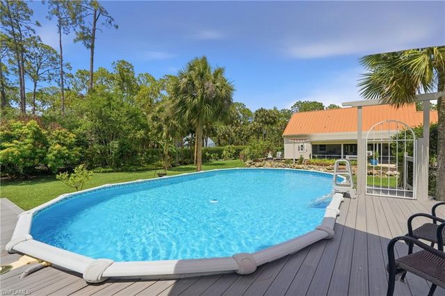 681 7th ST SW, Naples, FL 34117