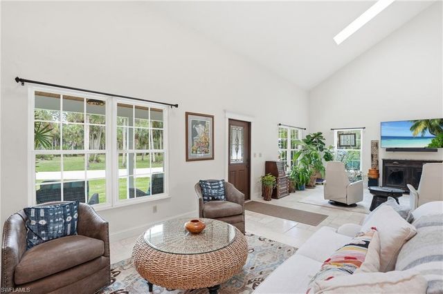 681 7th ST SW, Naples, FL 34117