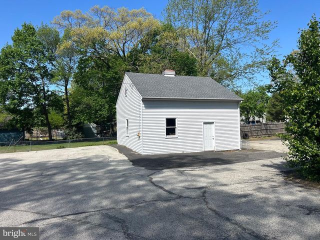 302 MONTGOMERY AVE, Pitman, NJ 08071