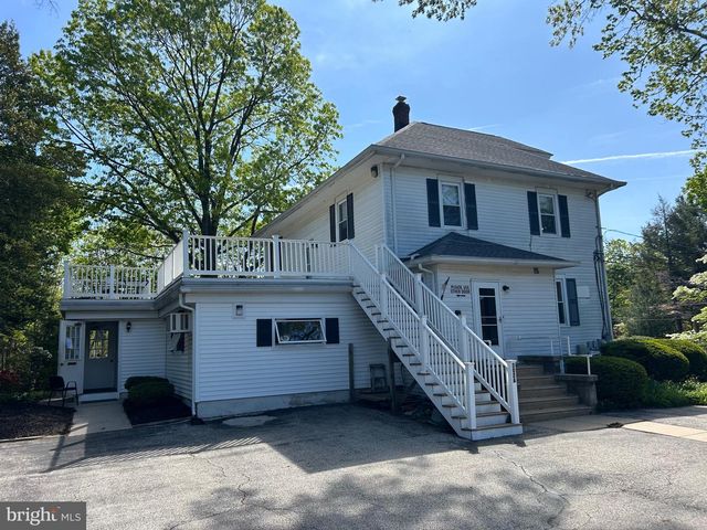 302 MONTGOMERY AVE, Pitman, NJ 08071