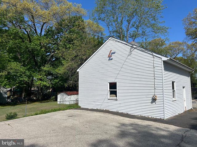 302 MONTGOMERY AVE, Pitman, NJ 08071