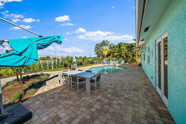 500 Sunrise Way, Juno Beach, FL 33408