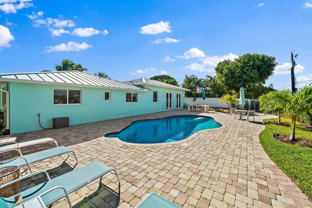 500 Sunrise Way, Juno Beach, FL 33408