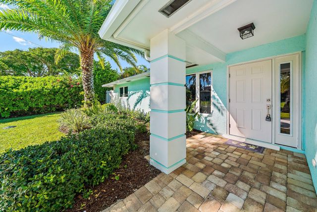 500 Sunrise Way, Juno Beach, FL 33408