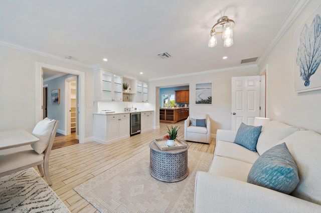 500 Sunrise Way, Juno Beach, FL 33408