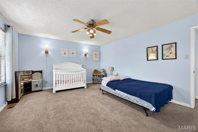 31 Park Charles Boulevard A, St Peters, MO 63376