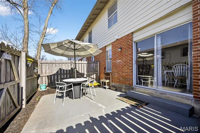 31 Park Charles Boulevard A, St Peters, MO 63376