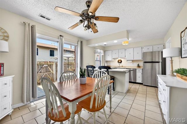 31 Park Charles Boulevard A, St Peters, MO 63376