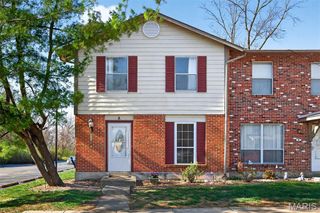 31 Park Charles Boulevard A, St Peters, MO 63376