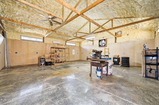 724 Dry Creek Road, Jonesborough, TN 37659