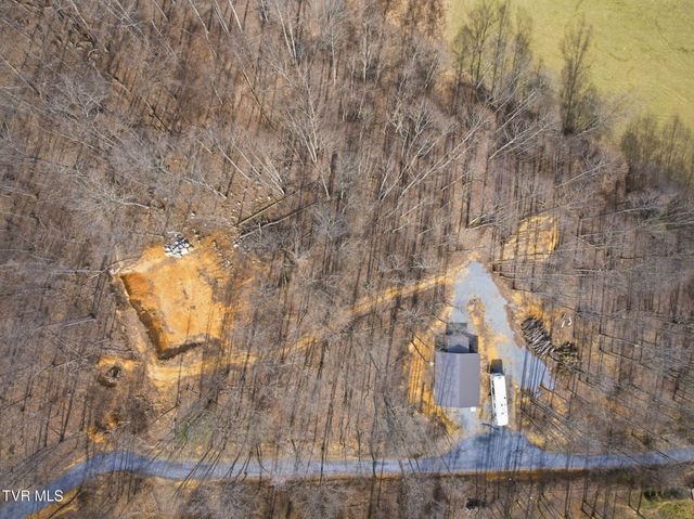 724 Dry Creek Road, Jonesborough, TN 37659