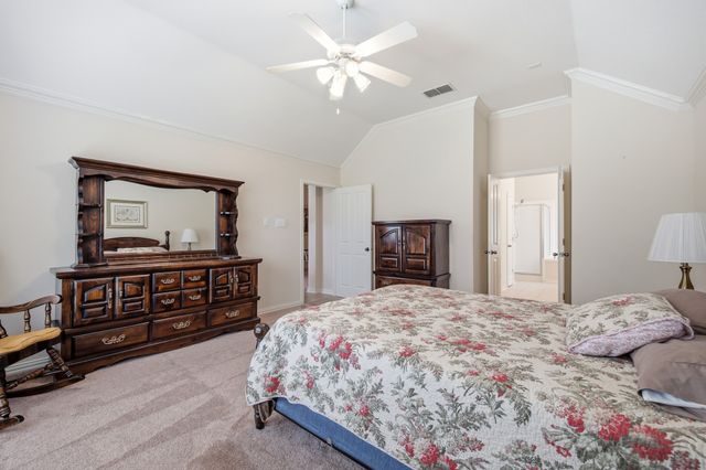 917 Water Oak Drive, Grapevine, TX 76051
