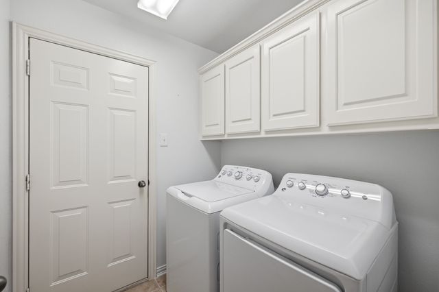 917 Water Oak Drive, Grapevine, TX 76051