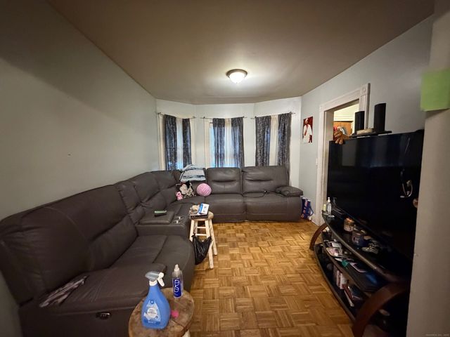 412 Dewey Street, Bridgeport, CT 06605