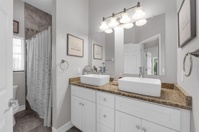 8704 BENOIT AVENUE, Orlando, FL 32836