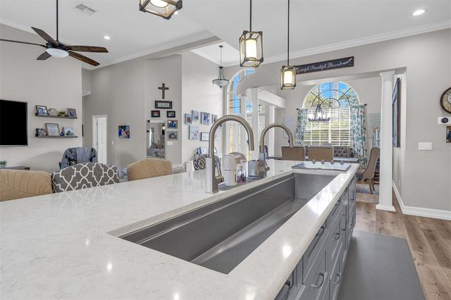 8704 BENOIT AVENUE, Orlando, FL 32836