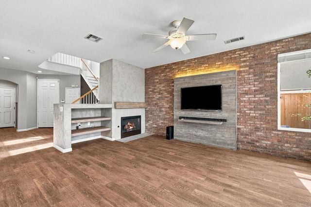 1495 Enchante Way, Oceanside, CA 92056