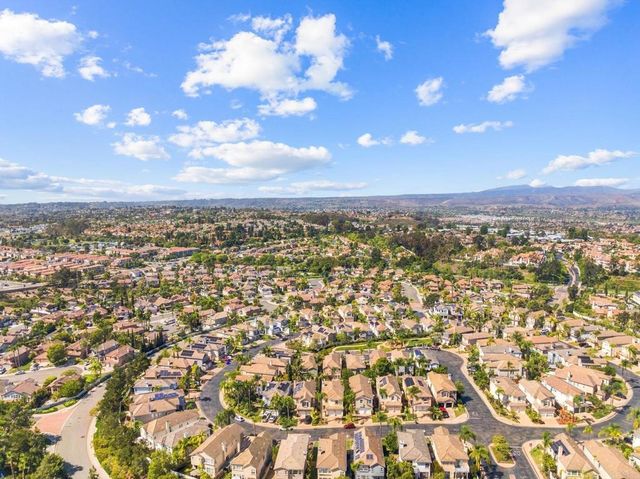 1495 Enchante Way, Oceanside, CA 92056