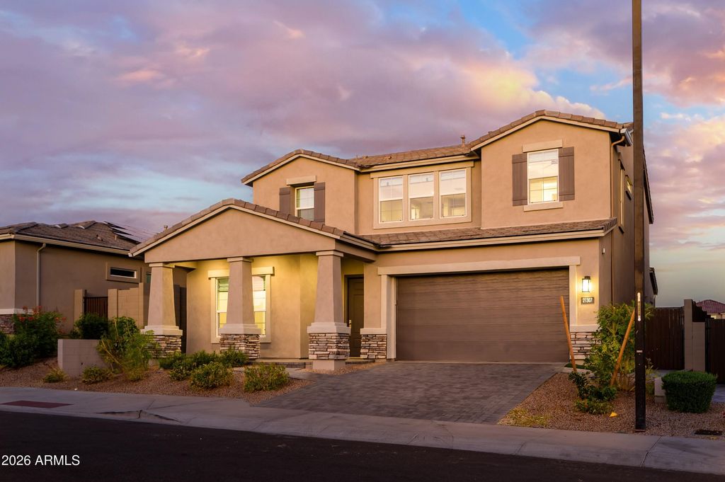 Image 3 of property listing at 21307 N 59th Terrace, Phoenix, AZ 85054