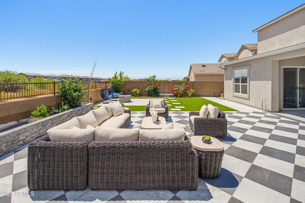 Image 30 of property listing at 21307 N 59th Terrace, Phoenix, AZ 85054