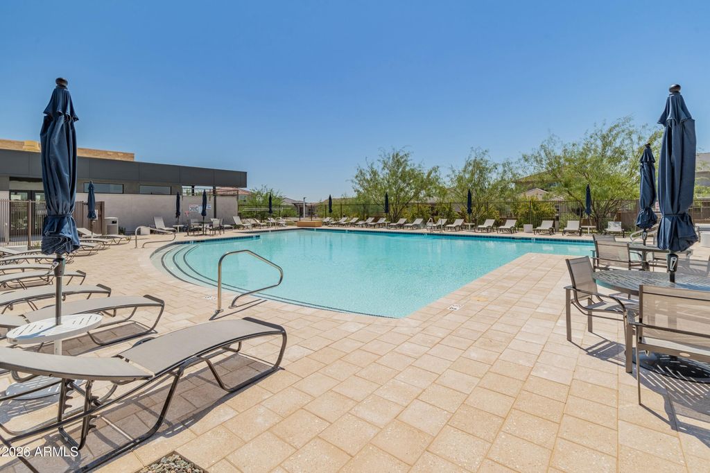 Image 37 of property listing at 21307 N 59th Terrace, Phoenix, AZ 85054