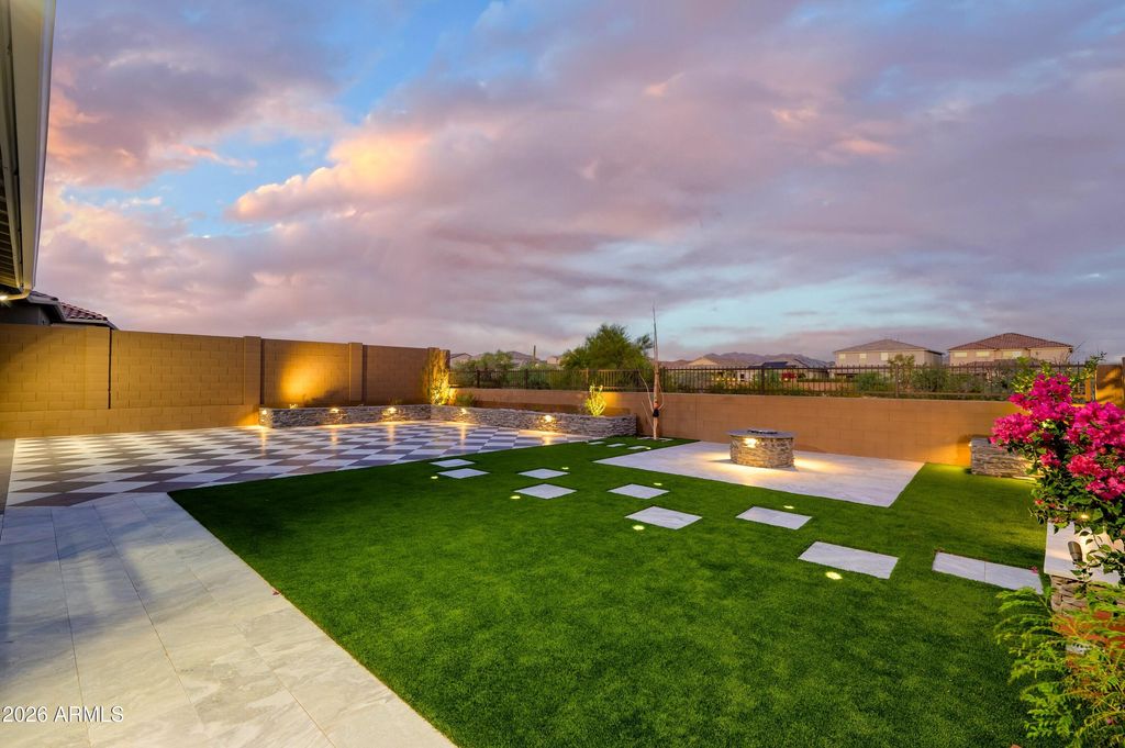 Image 5 of property listing at 21307 N 59th Terrace, Phoenix, AZ 85054