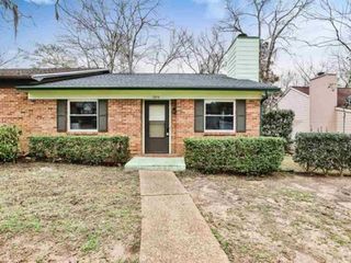1975 Rain Valley Drive, Tallahassee, FL 32308
