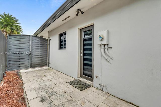 344 NW 136th Place B, Miami, FL 33182