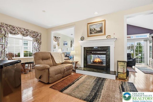 3 Nottingham Lane, Easton, PA 18045