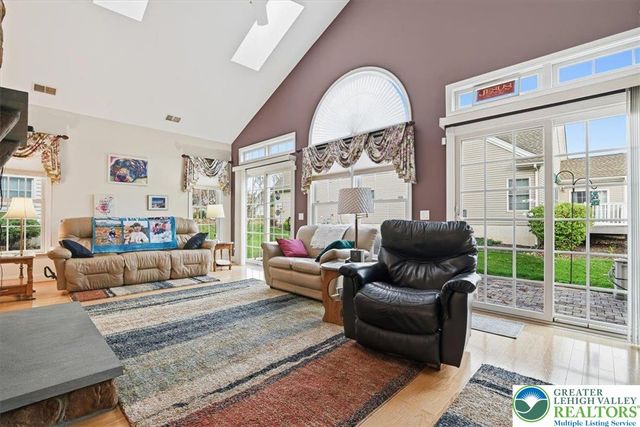 3 Nottingham Lane, Easton, PA 18045