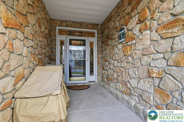 3 Nottingham Lane, Easton, PA 18045