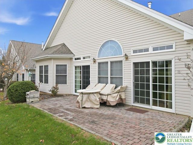 3 Nottingham Lane, Easton, PA 18045