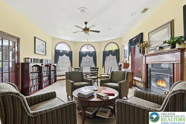 3 Nottingham Lane, Easton, PA 18045