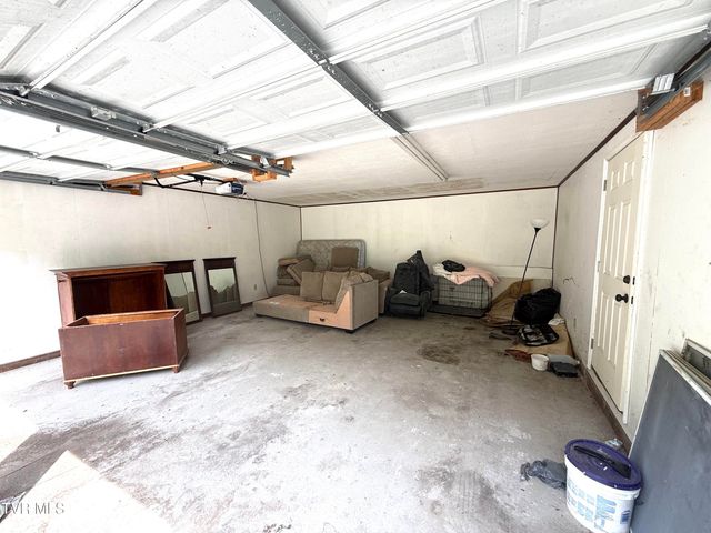 2661 Bristol Highway, Gate City, VA 24251