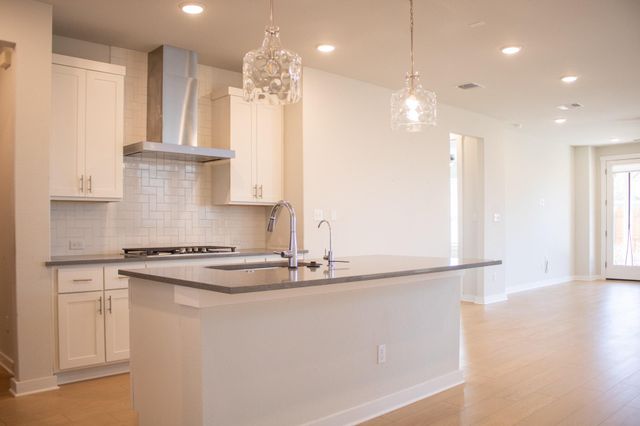 123 Table Top Bend, Liberty Hill, TX 78642