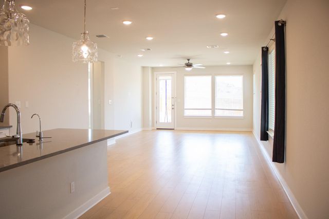 123 Table Top Bend, Liberty Hill, TX 78642