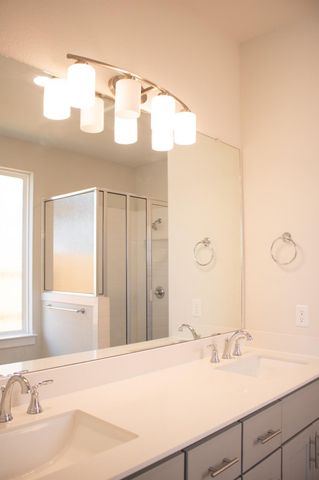 123 Table Top Bend, Liberty Hill, TX 78642