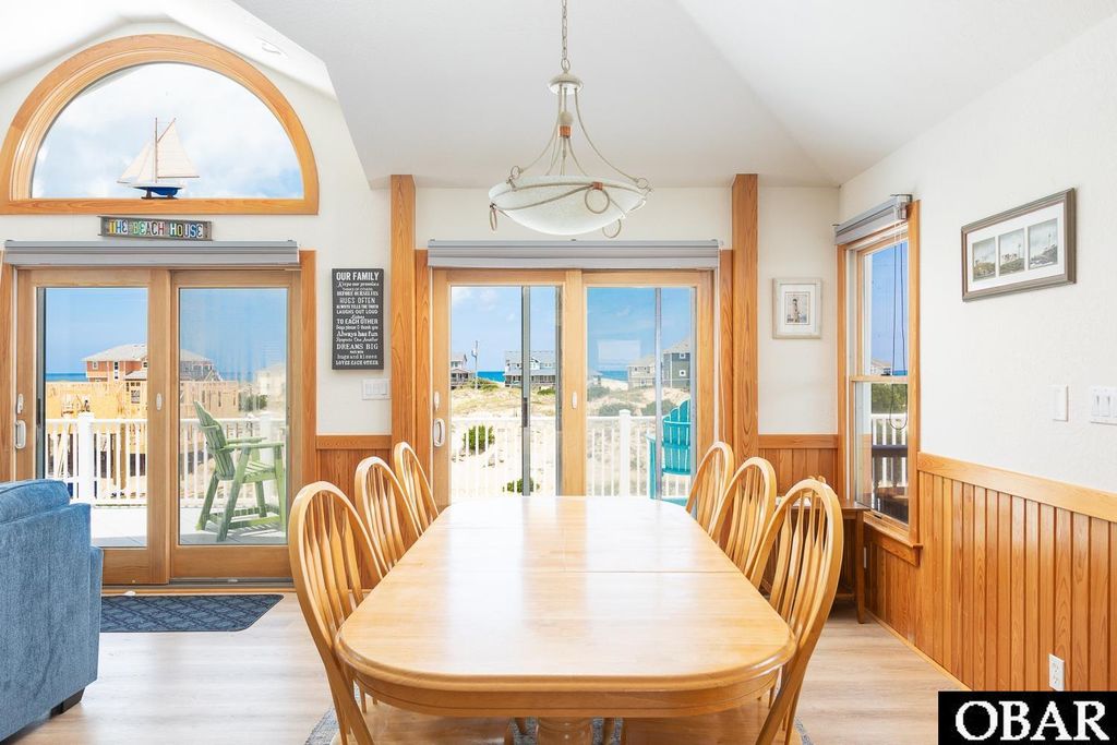 Image 11 of property listing at 1982 Sandpiper Road, Corolla, NC 27927