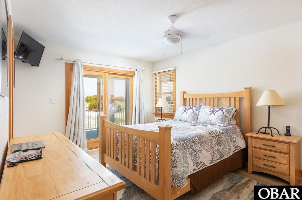 Image 14 of property listing at 1982 Sandpiper Road, Corolla, NC 27927