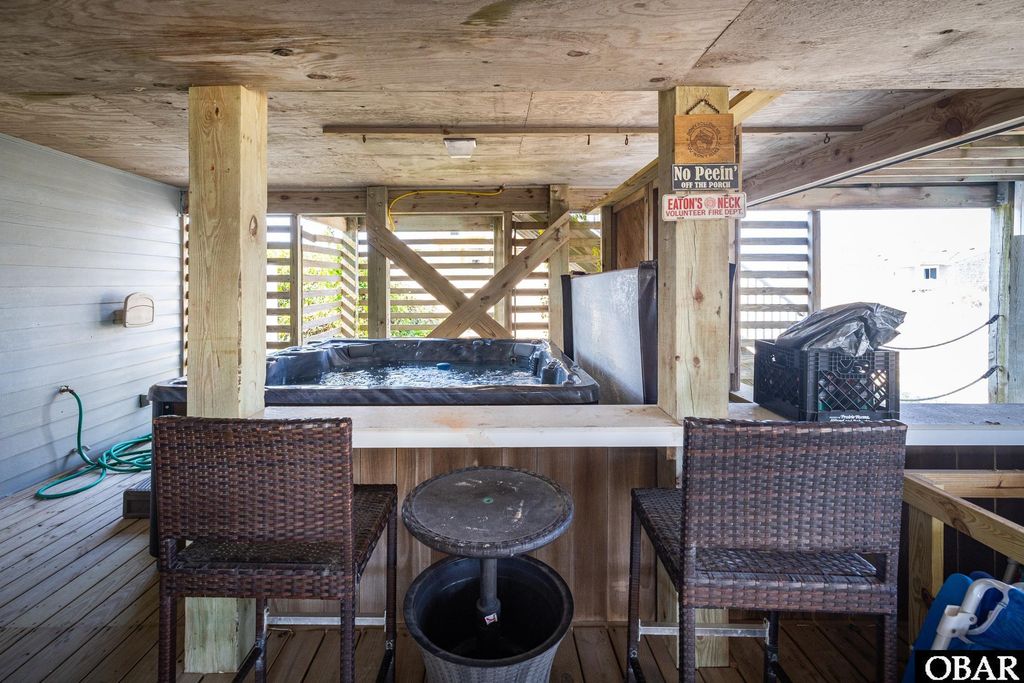 Image 27 of property listing at 1982 Sandpiper Road, Corolla, NC 27927