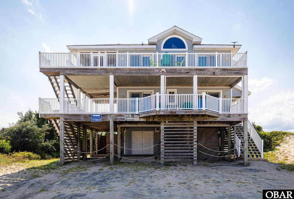 Image 41 of property listing at 1982 Sandpiper Road, Corolla, NC 27927