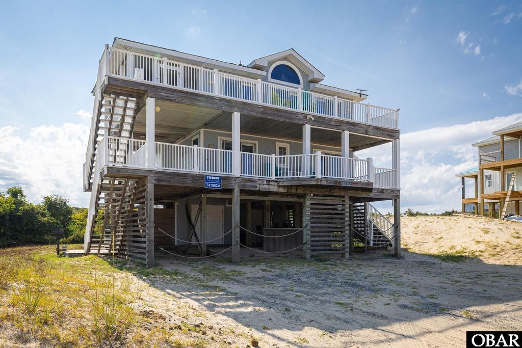 Image 42 of property listing at 1982 Sandpiper Road, Corolla, NC 27927