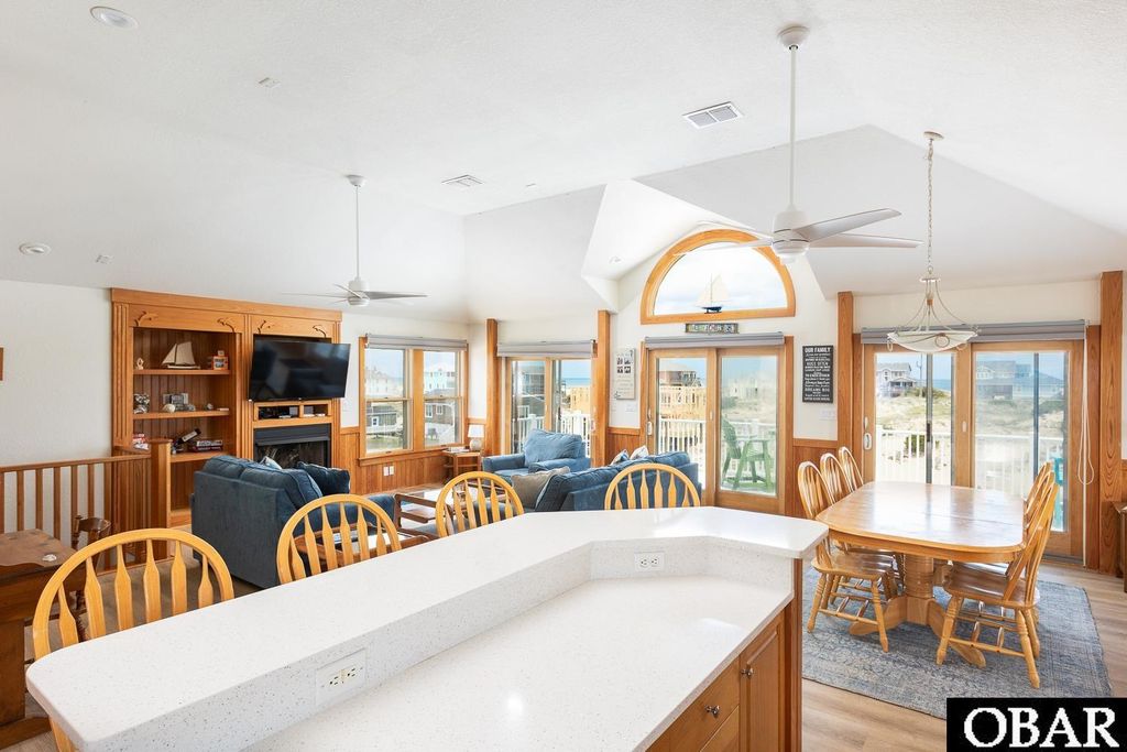 Image 8 of property listing at 1982 Sandpiper Road, Corolla, NC 27927
