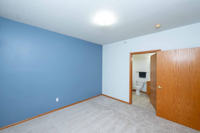 4824 E 53rd Street 322, Minneapolis, MN 55417