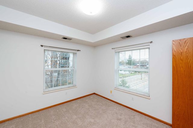 4824 E 53rd Street 322, Minneapolis, MN 55417