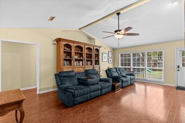 108 Sandy Springs Rd, Dothan, AL 36303